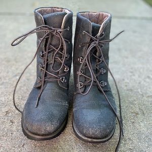 North Face Canvas Hiking Boots size 7
